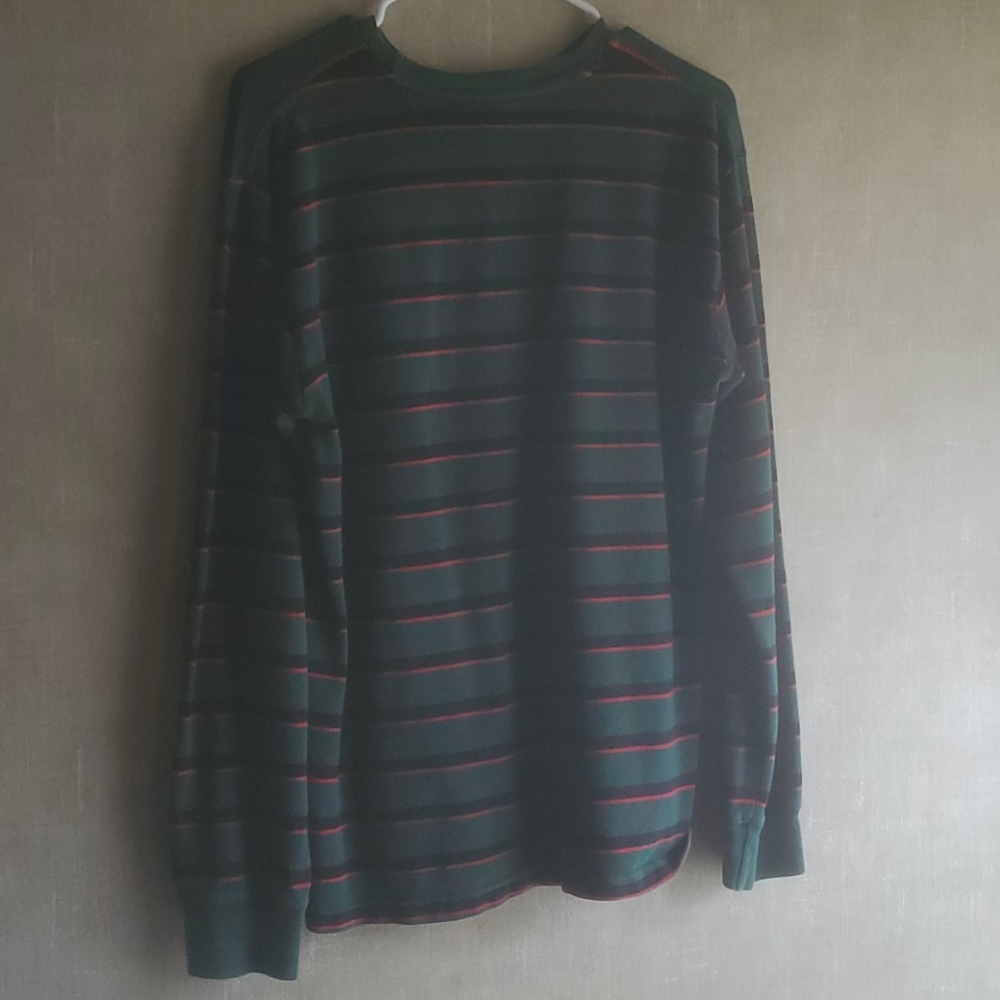 shirt - Picture 2 of 2